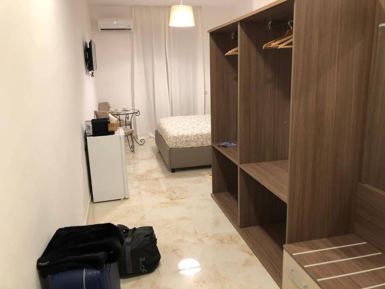 Antonietta De Pace Rooms By Napoli Milionaria B&B Exterior foto