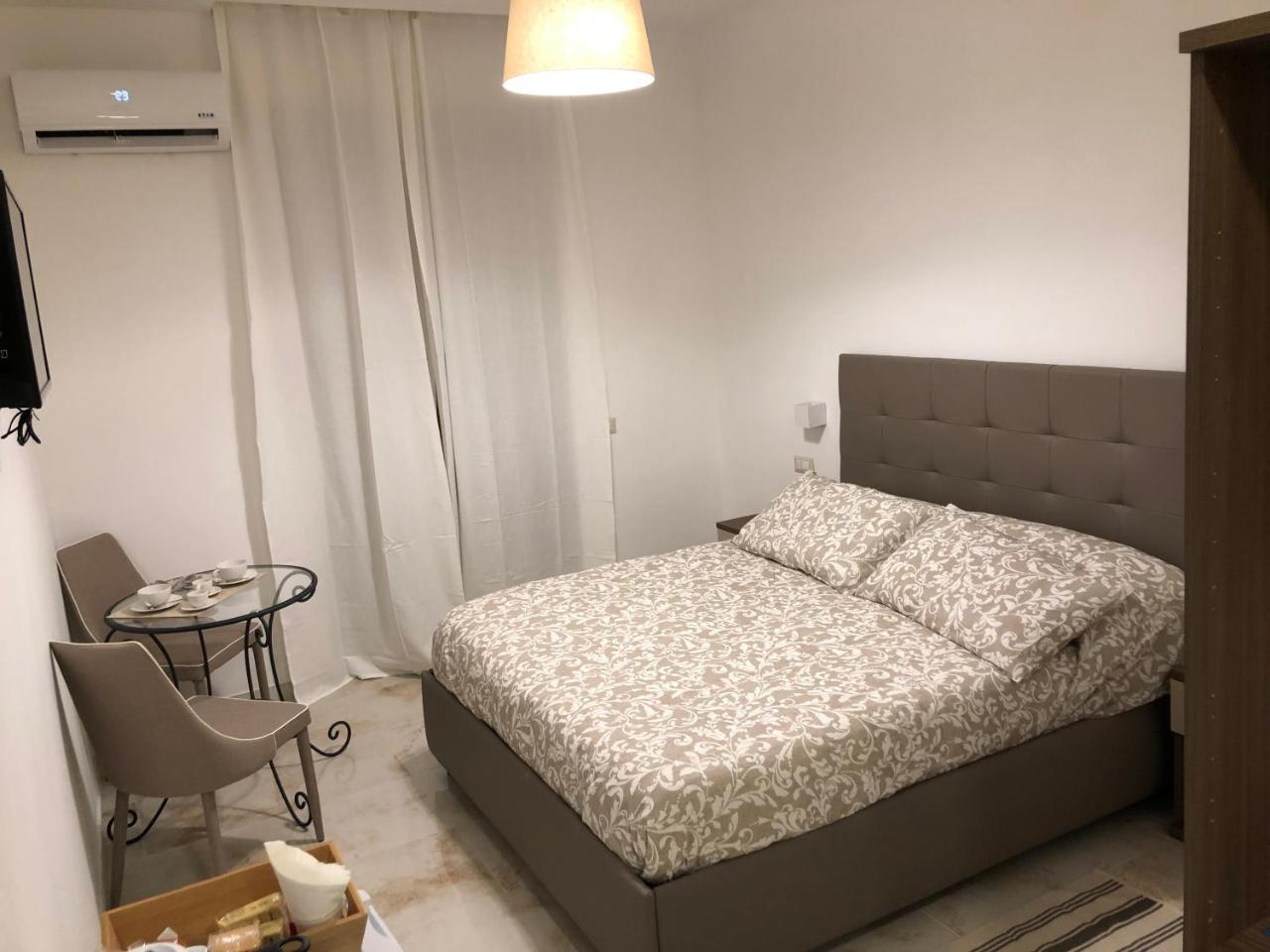 Antonietta De Pace Rooms By Napoli Milionaria B&B Exterior foto