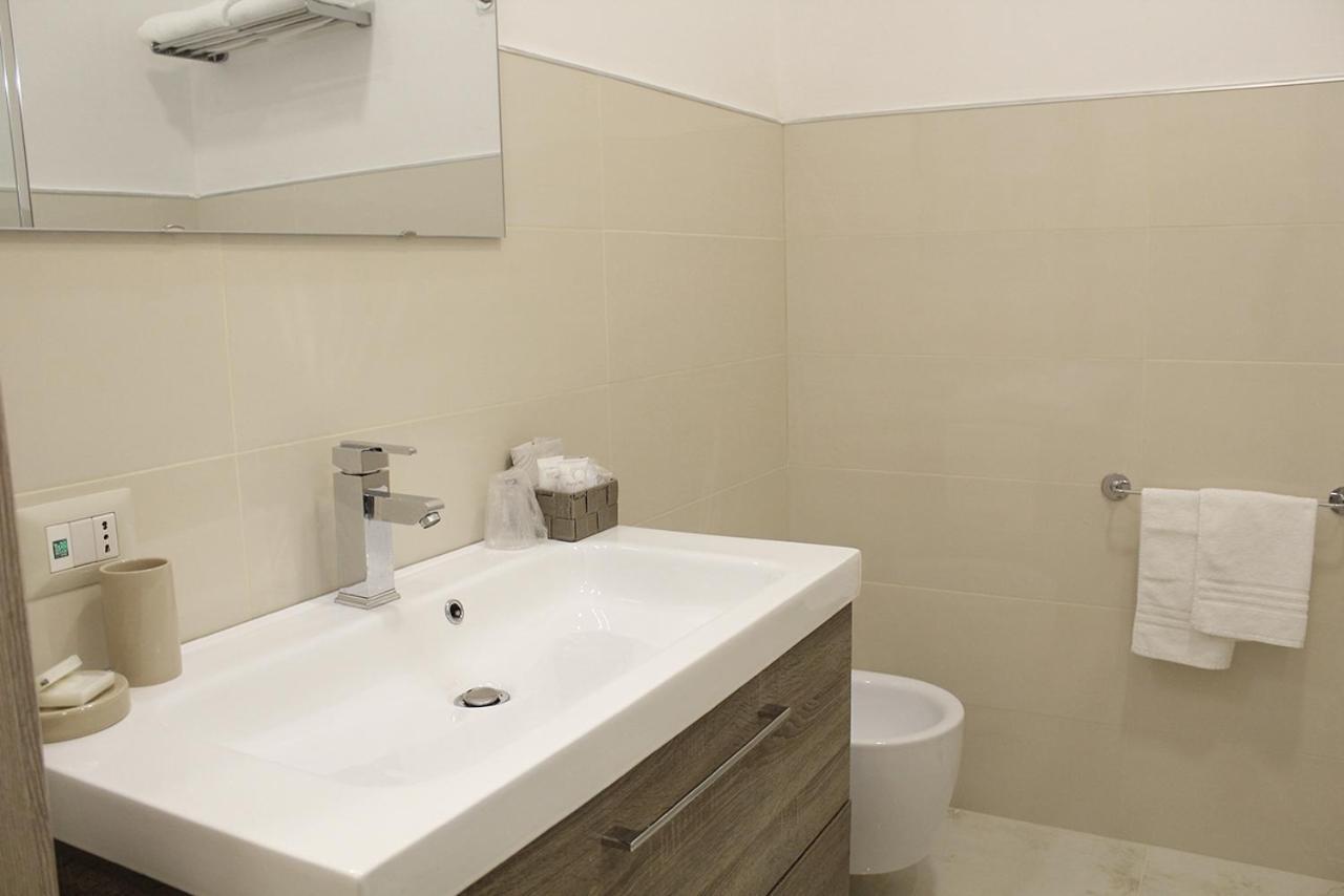 Antonietta De Pace Rooms By Napoli Milionaria B&B Exterior foto