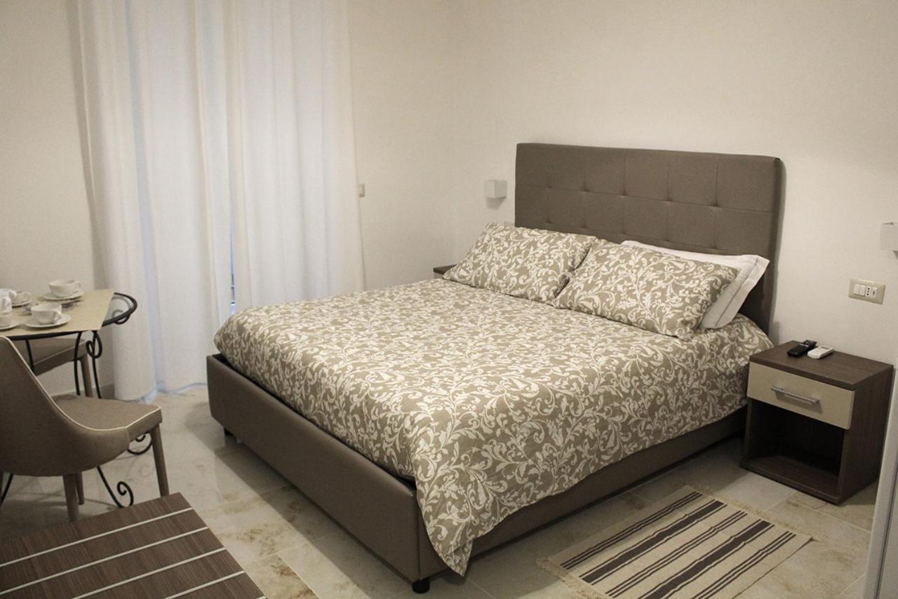 Antonietta De Pace Rooms By Napoli Milionaria B&B Exterior foto