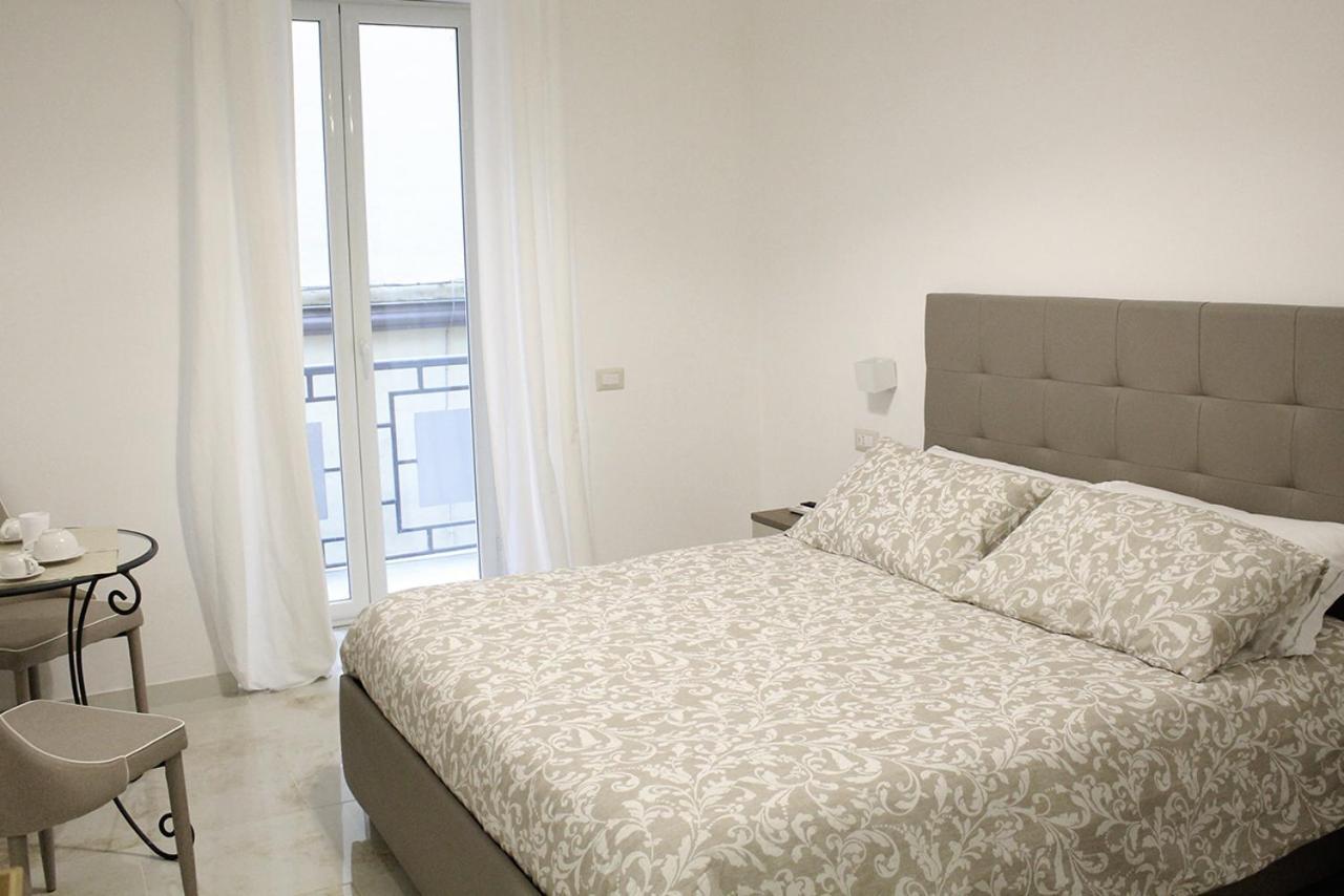 Antonietta De Pace Rooms By Napoli Milionaria B&B Exterior foto